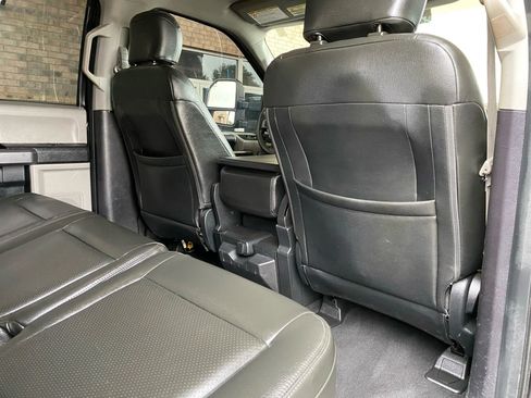 Used 2019 Ford F350 XLT image 16