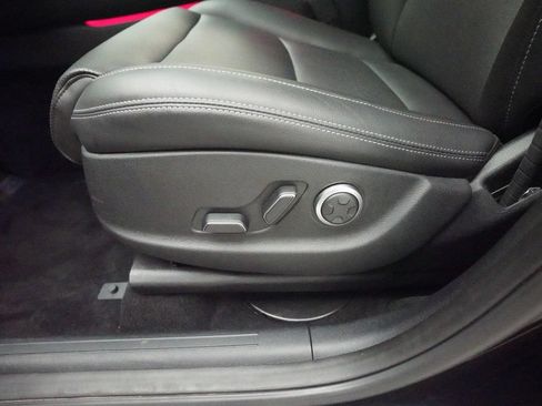 Used 2026 Genesis GV70 2.5T AWD/4WD image 28