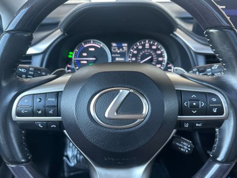 Used 2022 Lexus RX 450h AWD w/ Luxury Package image 24