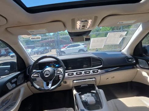 Used 2021 Mercedes-Benz GLE 350 4MATIC image 5