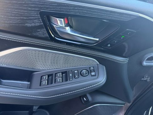 Used 2023 Acura MDX SH-AWD w/ Advance Package image 17