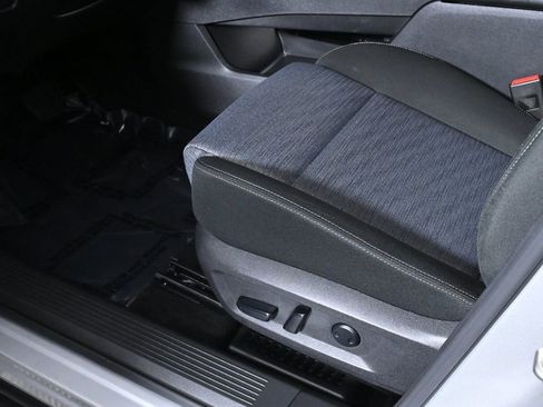 Certified 2023 Nissan Rogue SV image 24