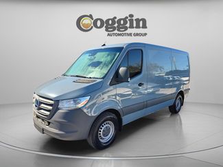 Used 2021 Mercedes-Benz Sprinter 144 Cargo video 1