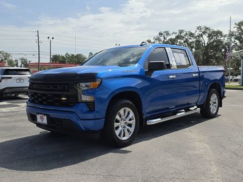 Used 2022 Chevrolet Silverado 1500 Custom AWD/4WD image 7