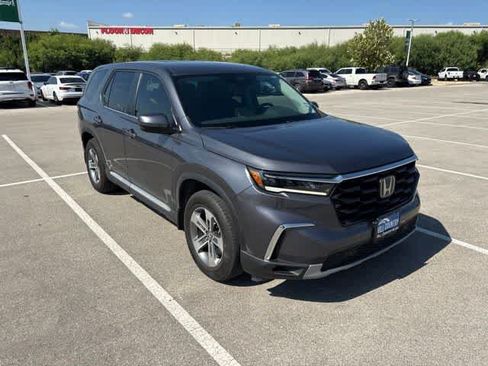 Used 2025 Honda Pilot EX-L image 7