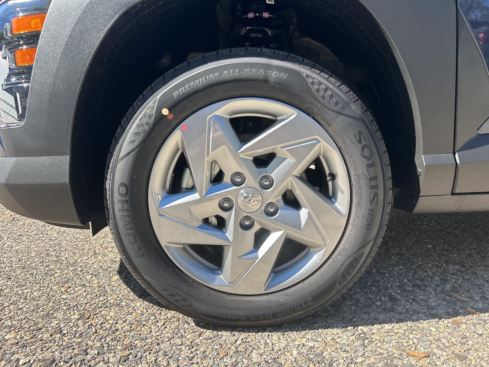 New 2027 Hyundai Kona SE AWD/4WD image 10