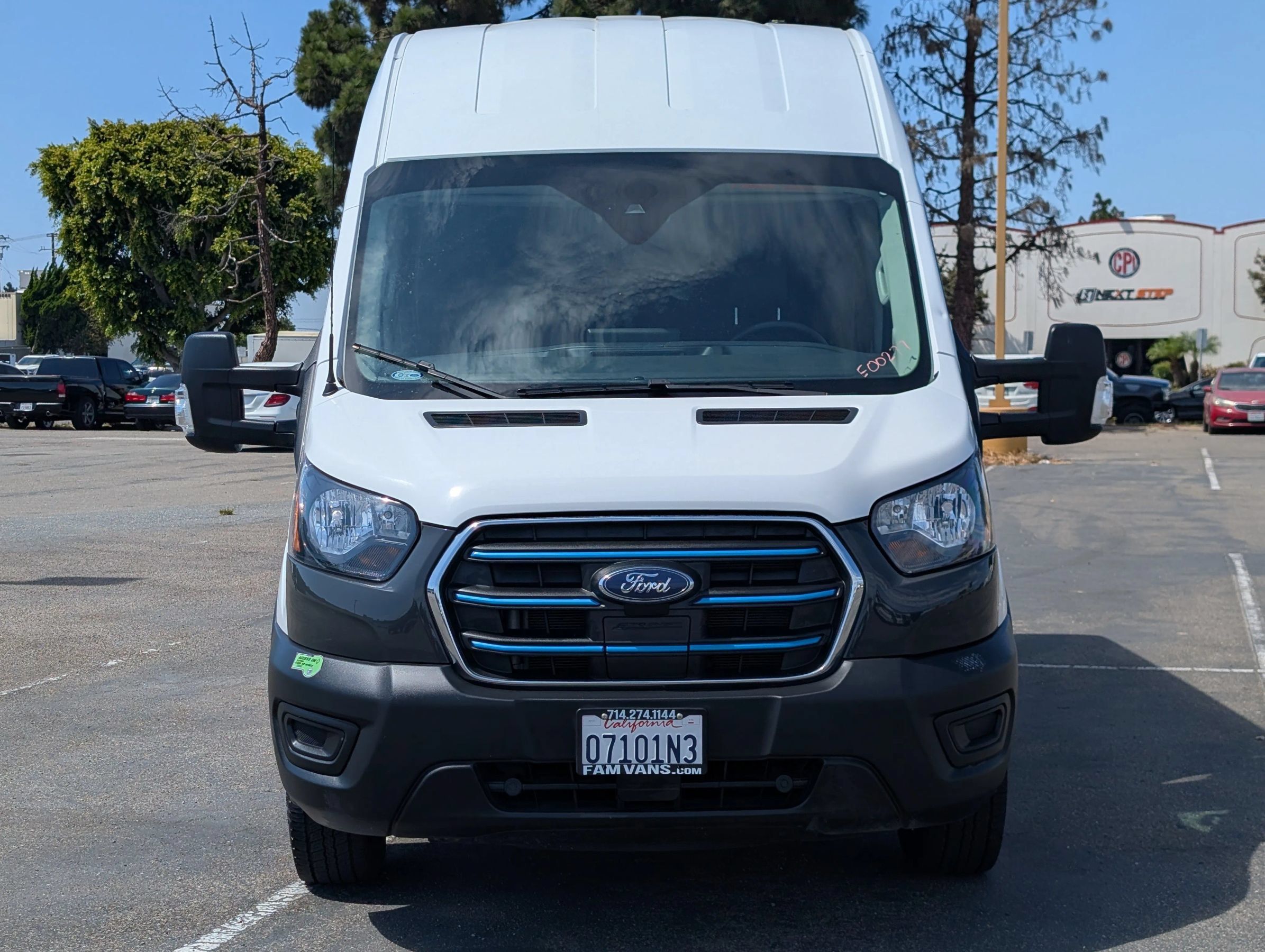 Used 2022 Ford E-Transit 148 High Roof w/ Load Area Protection Package RWD image 2