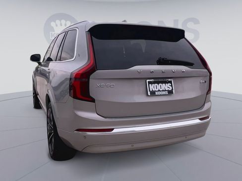 Used 2025 Volvo XC90 B6 Plus AWD/4WD image 10