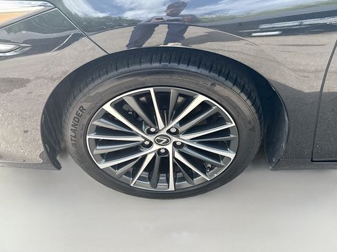 Used 2022 Lexus ES 350 w/ Premium Package FWD image 36