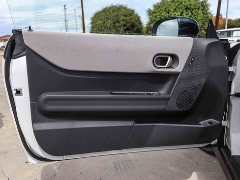 New 2027 MINI Cooper 2-Door Hardtop FWD image 22