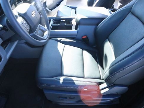 New 2026 Ford F250 XLT w/ XLT Premium Package image 12