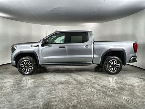 Used 2025 GMC Sierra 1500 AT4 w/ AT4 Premium Package image 5