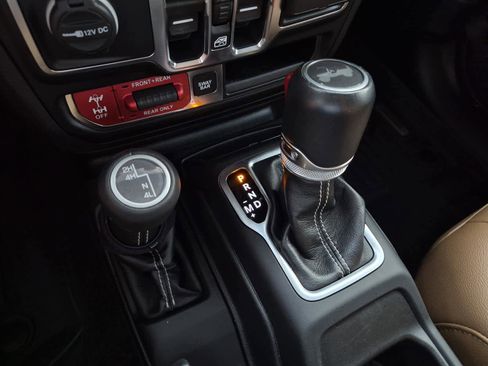 Used 2020 Jeep Wrangler Unlimited Rubicon image 30