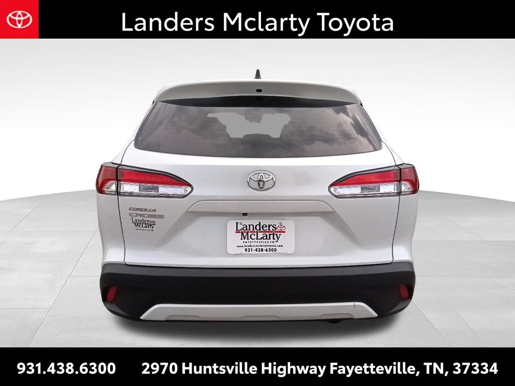 Used 2025 Toyota Corolla Cross L FWD image 4
