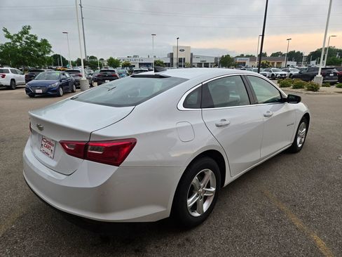 Used 2023 Chevrolet Malibu LS FWD image 4