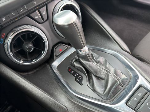 Used 2021 Chevrolet Camaro LT RWD image 16