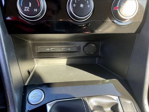 Used 2023 Volkswagen Taos S image 25