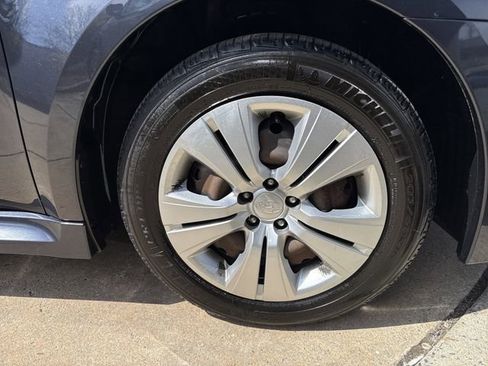 Used 2012 Subaru Legacy 2.5i image 22