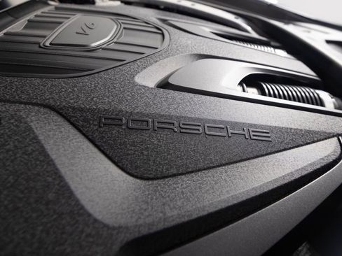 Certified 2023 Porsche Panamera 4 Platinum Edition AWD/4WD image 49