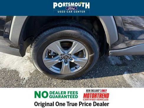 Used 2024 Toyota RAV4 XLE image 27