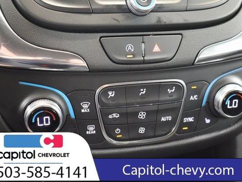 Used 2022 Chevrolet Equinox LT AWD/4WD image 23