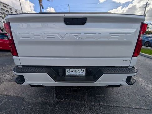 Used 2021 Chevrolet Silverado 1500 High Country w/ Technology Package AWD/4WD image 11