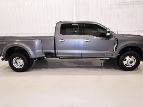 Certified 2024 Ford F350 Lariat w/ Lariat Ultimate Package image 2