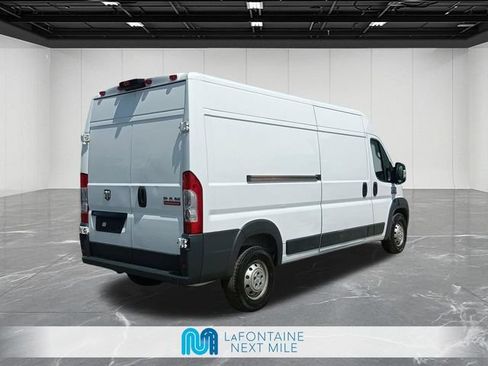 Used 2026 RAM ProMaster 2500 w/ Convenience Group FWD image 5