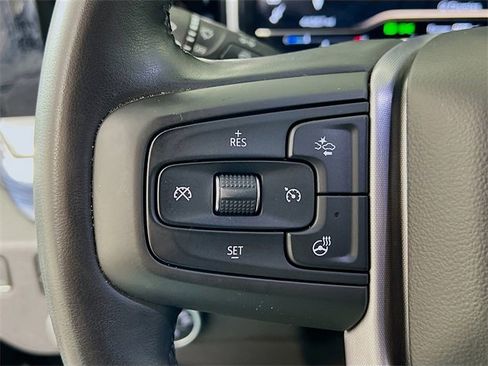 Used 2025 GMC Sierra 1500 SLT image 13