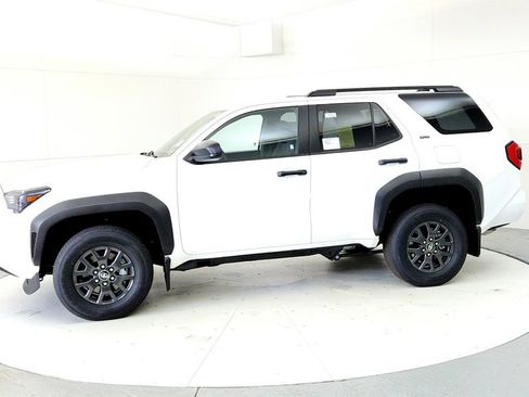 New 2026 Toyota 4Runner SR5 RWD image 3