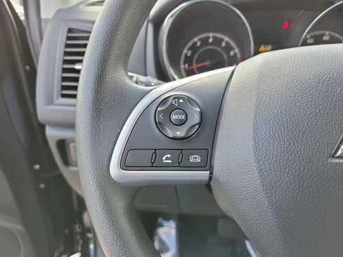 Used 2025 Mitsubishi Outlander Sport ES AWD/4WD image 21