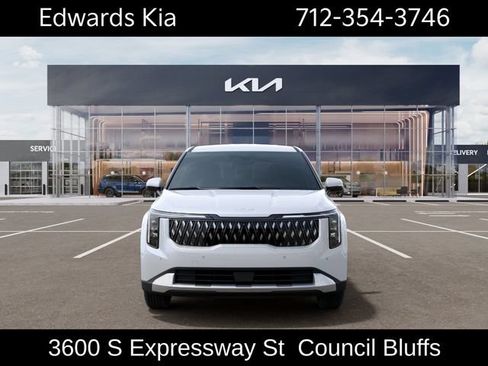 New 2026 Kia Carnival EX FWD image 2