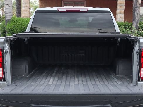 Used 2023 GMC Sierra 1500 Elevation AWD/4WD image 9