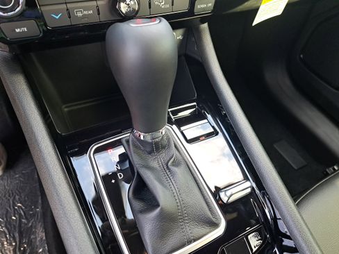 New 2026 Jeep Compass Latitude image 19