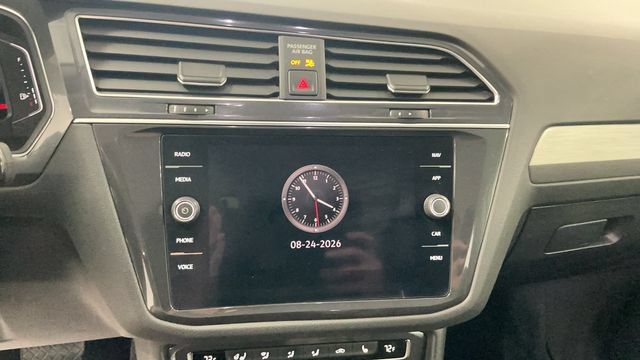 Certified 2021 Volkswagen Tiguan SEL AWD/4WD image 12