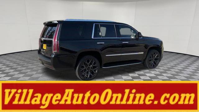 Used 2018 Cadillac Escalade Luxury AWD/4WD image 54