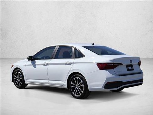 Used 2024 Volkswagen Jetta Sport FWD image 8