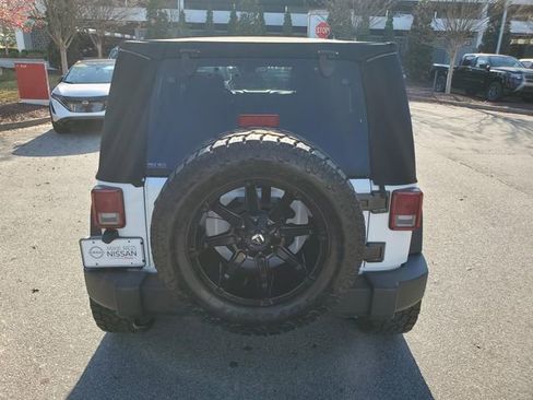 Used 2014 Jeep Wrangler Unlimited Sport w/ Connectivity Group image 7