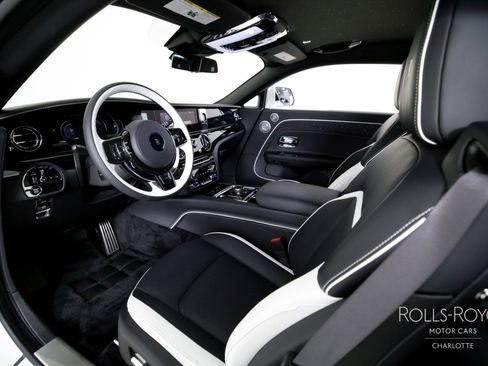 Used 2024 Rolls-Royce Spectre w/ Spectre Launch Package image 4