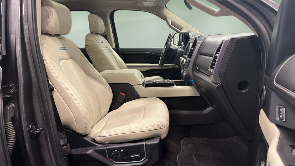 Used 2019 Ford Expedition Platinum AWD/4WD image 36