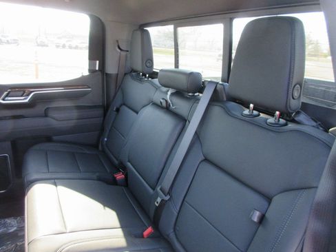 New 2026 GMC Sierra 1500 Elevation w/ Elevation Premium Package AWD/4WD image 14