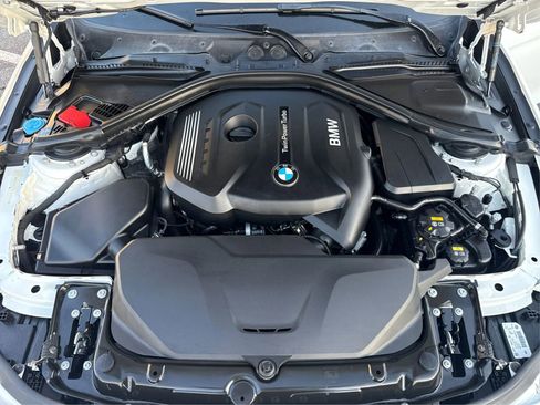 Used 2018 BMW 330i xDrive Wagon image 11