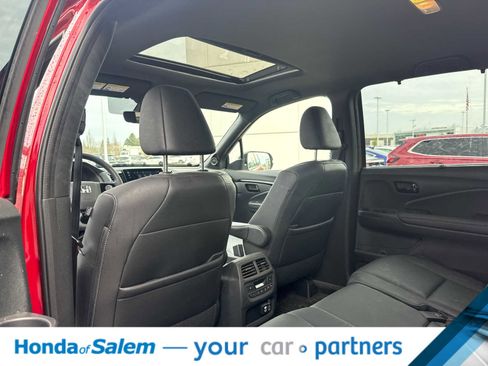 Used 2023 Honda Passport Elite image 12