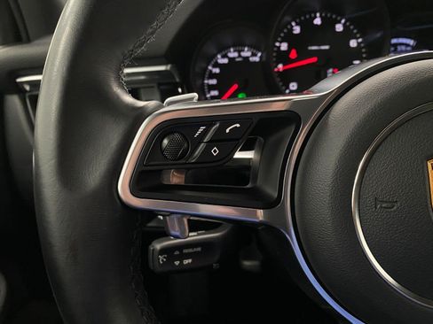 Used 2021 Porsche Macan AWD/4WD image 18
