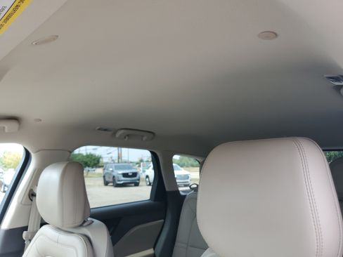 Certified 2020 Lincoln Corsair AWD w/ Equipment Group 101A image 11