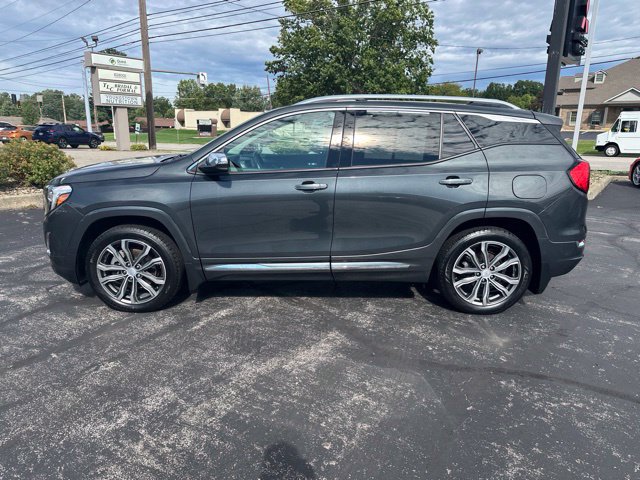 Used 2018 GMC Terrain Denali w/ Comfort Package AWD/4WD image 5
