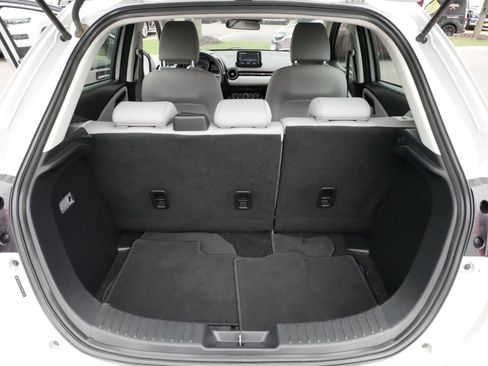 Used 2020 Toyota Yaris LE FWD image 18