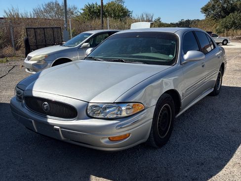 Used 2002 Buick Le Sabre Custom image 3