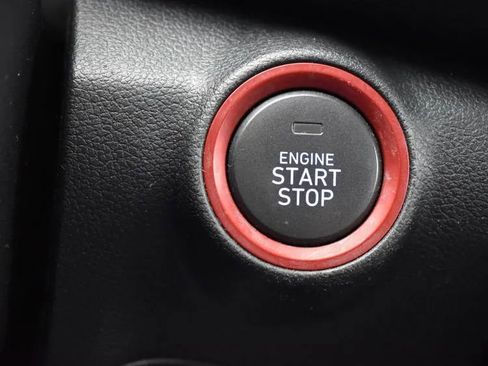 Used 2019 Hyundai Kona Ultimate image 29