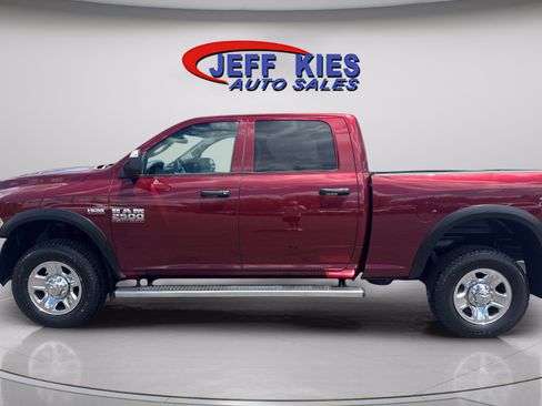 Used 2018 RAM 2500 Tradesman w/ Chrome Appearance Group AWD/4WD image 8